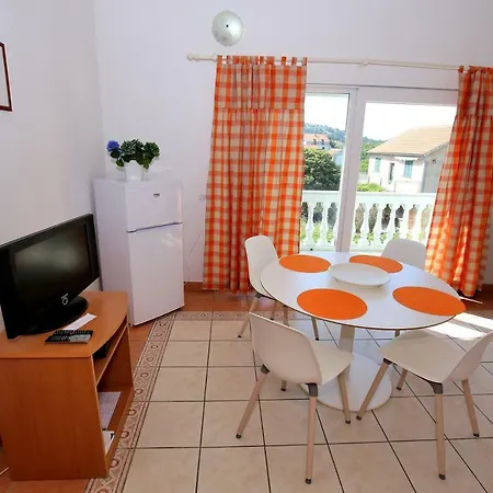 Ines Apartman *
