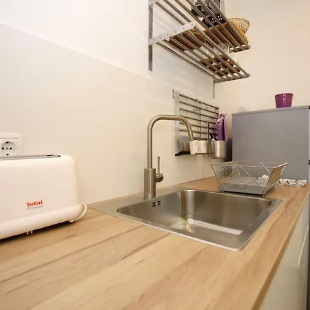 Ines 아파트 무르테르