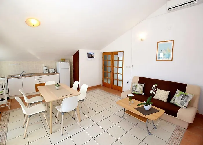 Ines Appartement Murter