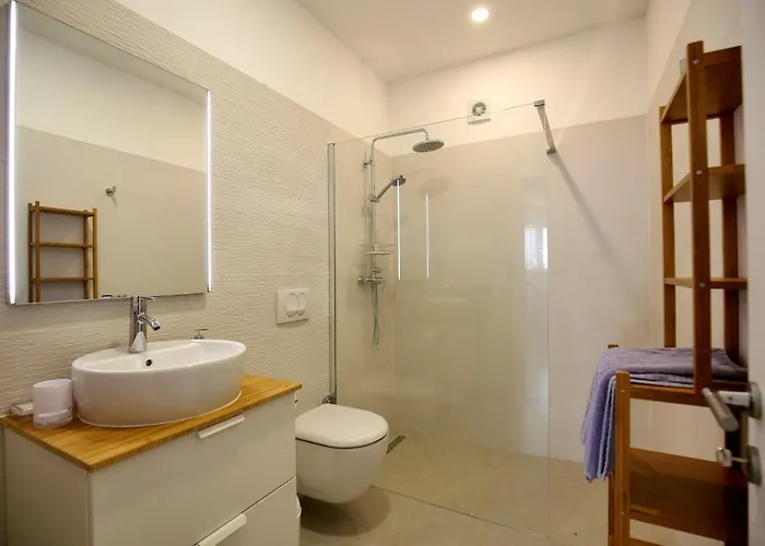 Ines Apartament Murter