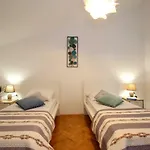 Ines Apartman *